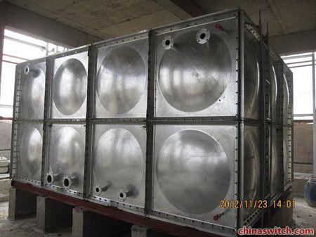 Galvanized water tank